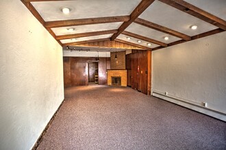 222 E Aurora St in Ironwood, MI - Building Photo - Building Photo