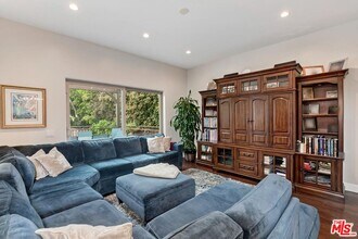 1524 Reeves St in Los Angeles, CA - Building Photo - Building Photo