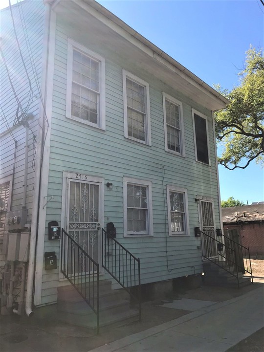 16 Unit Rental Property near Downtown New Orl in New Orleans, LA - Building Photo