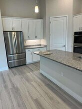 7813 Deer Lake Ct in Parkland, FL - Building Photo - Building Photo