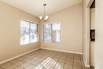 6157 N 87th Ln in Glendale, AZ - Building Photo - Building Photo