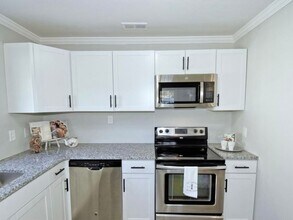 3606 Meriwether Dr in Durham, NC - Foto de edificio - Building Photo