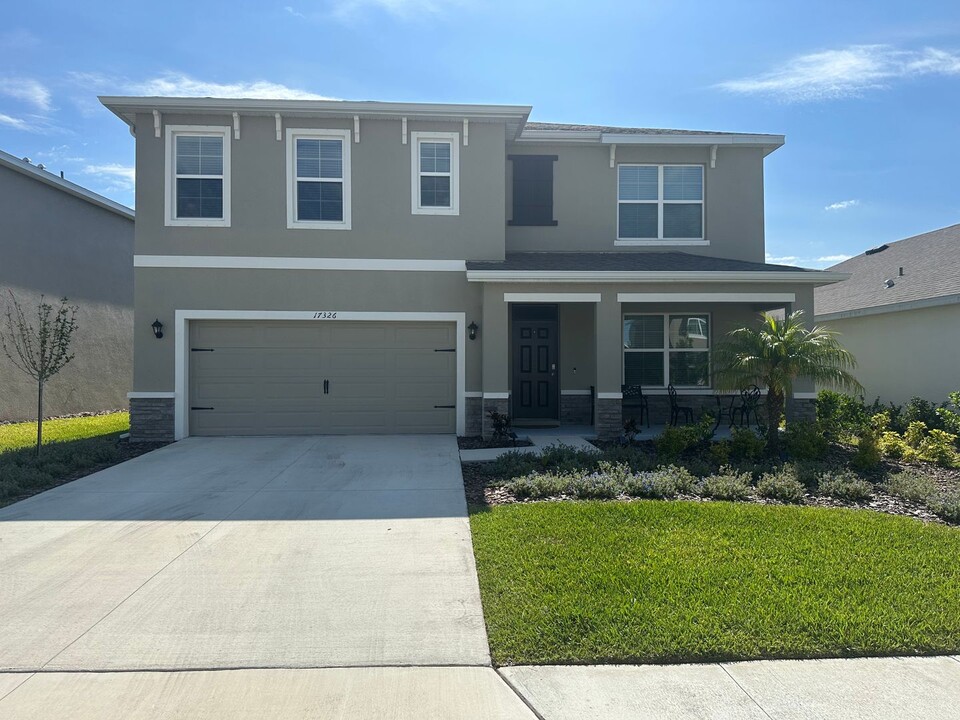 17326 Harvest Moon Way in Bradenton, FL - Building Photo