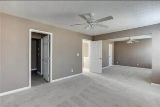 1118 Montague Pl Ct in Lawrenceville, GA - Foto de edificio - Building Photo