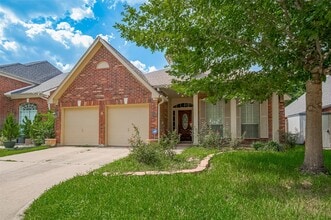8814 Fairbloom Ln in Houston, TX - Building Photo - Building Photo