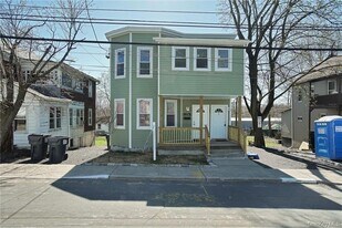 304 Tower Ave in Maybrook, NY - Building Photo