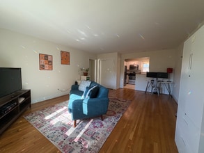 4030 Forest Hill Ave in Richmond, VA - Building Photo - Building Photo