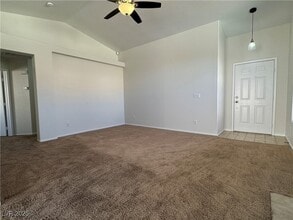 5934 Gingham St, Unit B in North Las Vegas, NV - Building Photo - Building Photo