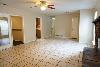 1827 Abshire Ln in Dallas, TX - Building Photo - Building Photo