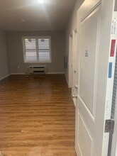 62 Plum St, Unit 204 in Paterson, NJ - Building Photo - Building Photo