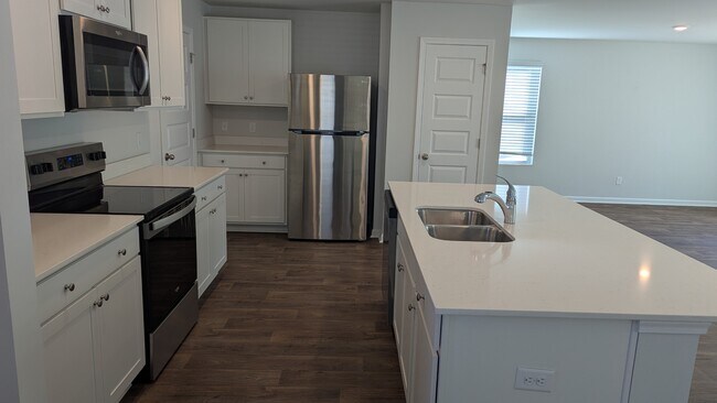 140 Ponderosa Lp in Rincon, GA - Building Photo - Building Photo