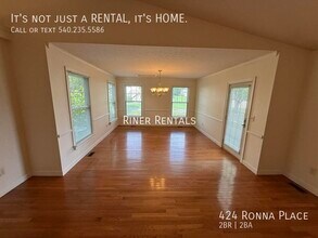 424 Ronna Pl in McGaheysville, VA - Building Photo - Building Photo