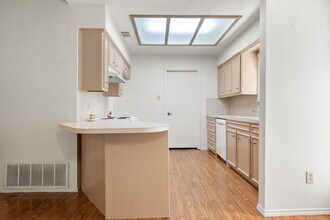 3513 103rd St in Lubbock, TX - Building Photo - Building Photo