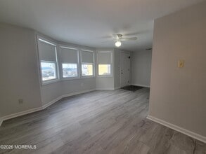 38-40-40 Johnson Ln in Keansburg, NJ - Building Photo - Building Photo