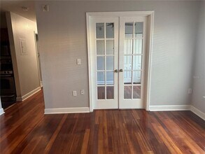 2071 Dixie Belle Dr in Orlando, FL - Building Photo - Building Photo