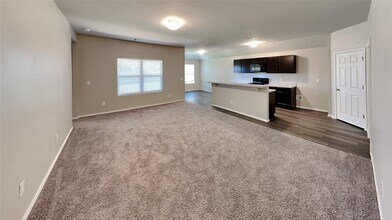 5220 Mac Rd in Tuttle, OK - Building Photo - Building Photo