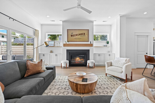 property at 404 NW 4th St