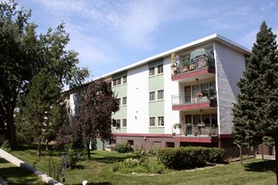 Carriage Hill Apartments