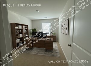 2125 Allium Dr in Charlotte, NC - Building Photo - Building Photo