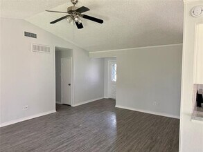 1213 Garden Terrace Dr in Irving, TX - Building Photo - Building Photo