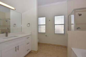 15888 SW 138th Terrace in Miami, FL - Building Photo - Building Photo