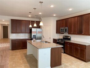 3341 Charade Dr in Leander, TX - Foto de edificio - Building Photo