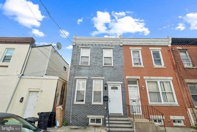property at 1248 S Harmony St