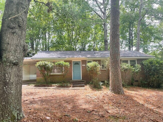 property at 365 Knottingham Dr