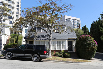 10325-10327 /2 Ashton Ave in Los Angeles, CA - Building Photo - Building Photo