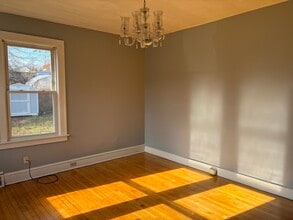 152 Blacks Rd in Cheshire, CT - Building Photo - Building Photo