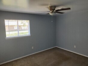 2000 Bahama Dr in Seabrook, TX - Building Photo - Building Photo
