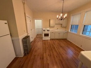 74 Aldie St, Unit 1 in Boston, MA - Foto de edificio - Building Photo