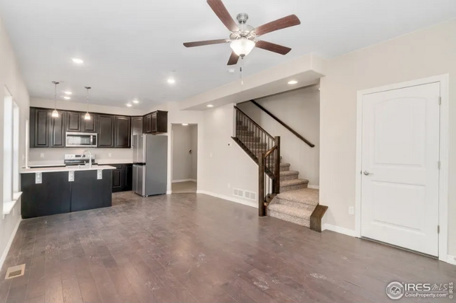 property at 2433 Ridge Top Dr