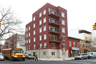 36-01 28th Ave in Astoria, NY - Building Photo - Primary Photo