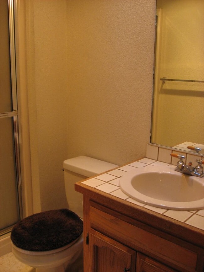 property at 824 SE Jensen St