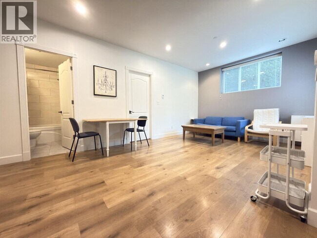 2885 W 35th Ave in Vancouver, BC - Building Photo - Building Photo