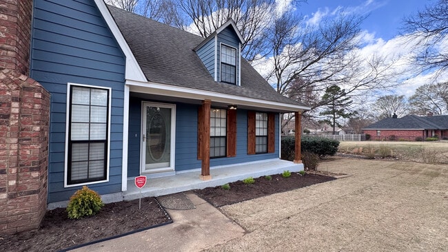 6641 Blue Spruce Dr, Unit 209 in Southaven, MS - Building Photo - Building Photo