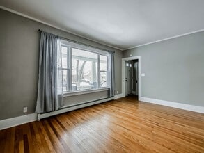 2825 Queen St in Dearborn, MI - Building Photo - Building Photo