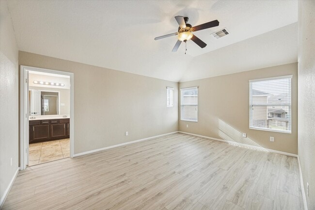 15326 Knotty Chestnut St