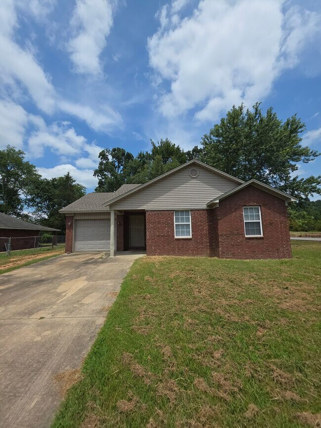 property at 102 Willow Creek Dr