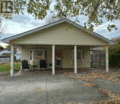 788 Talfourd St in Sarnia, ON - Building Photo