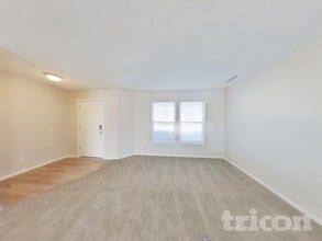 8343 Weathervane Cir in Indianapolis, IN - Building Photo - Building Photo