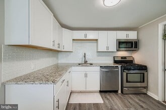 515 Taney Ave in Brooklyn Park, MD - Building Photo - Building Photo