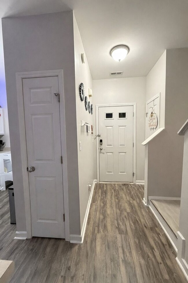 161 Buchanan Ln in Clayton, NC - Foto de edificio - Building Photo