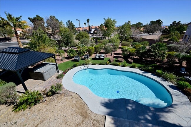 property at 10161 Bentley Oaks Ave