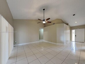 485 Greaton Ave in Davie, FL - Building Photo - Building Photo