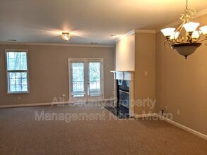 1207 Waters Edge Trail in Roswell, GA - Building Photo - Building Photo
