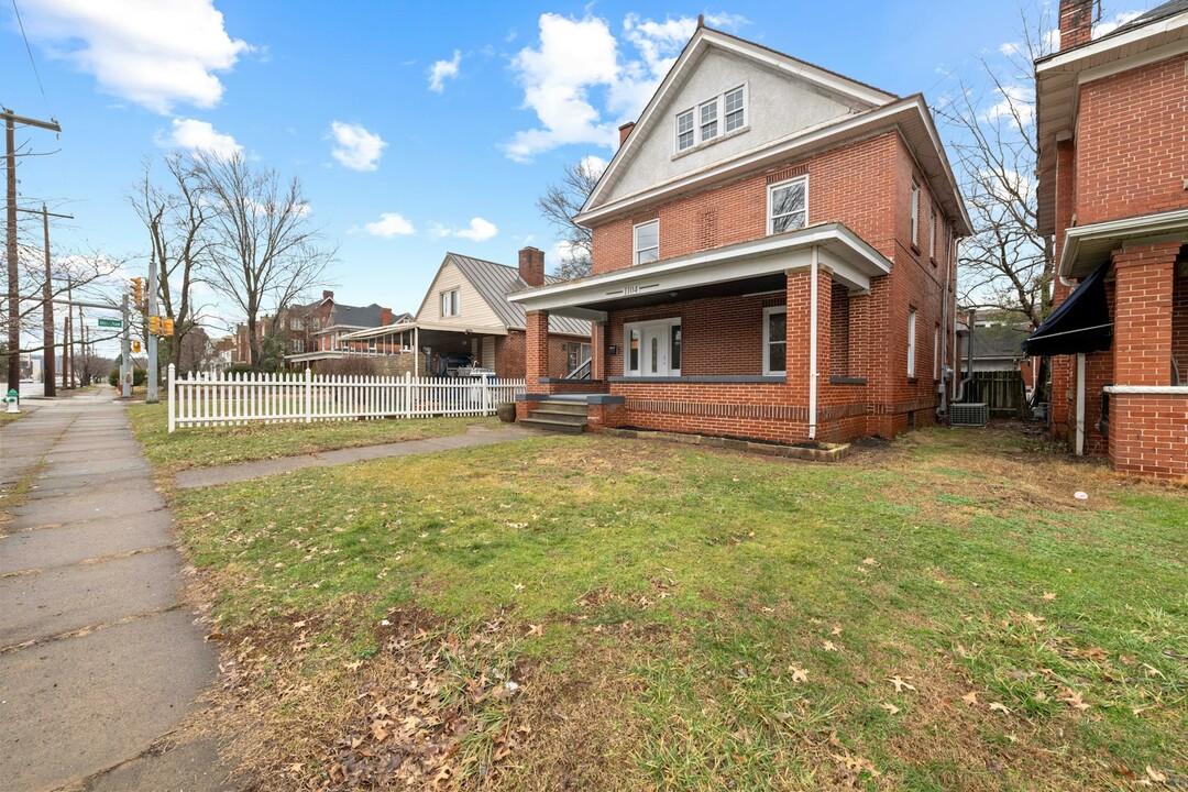 1104 8th St in Huntington, WV - Building Photo