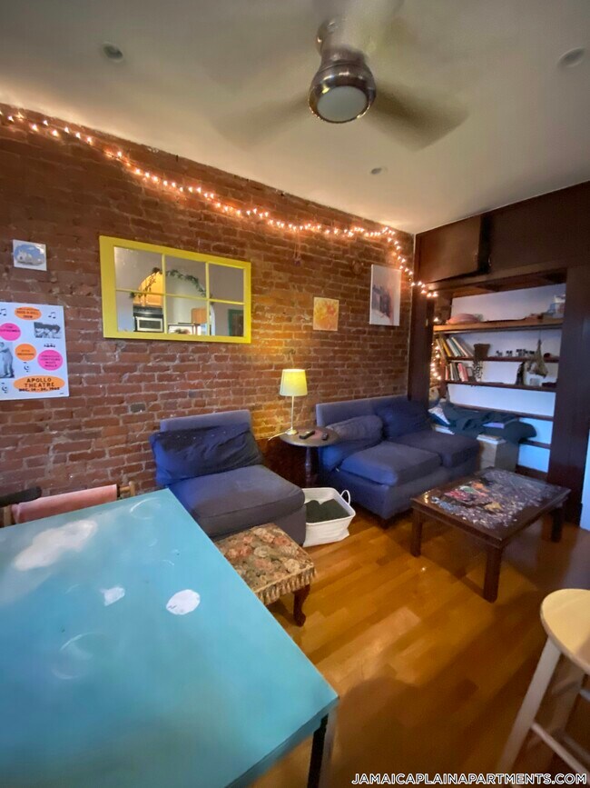 4 Mark St in Boston, MA - Building Photo - Building Photo