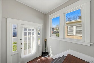 226 Tacoma Ave in Buffalo, NY - Building Photo - Building Photo